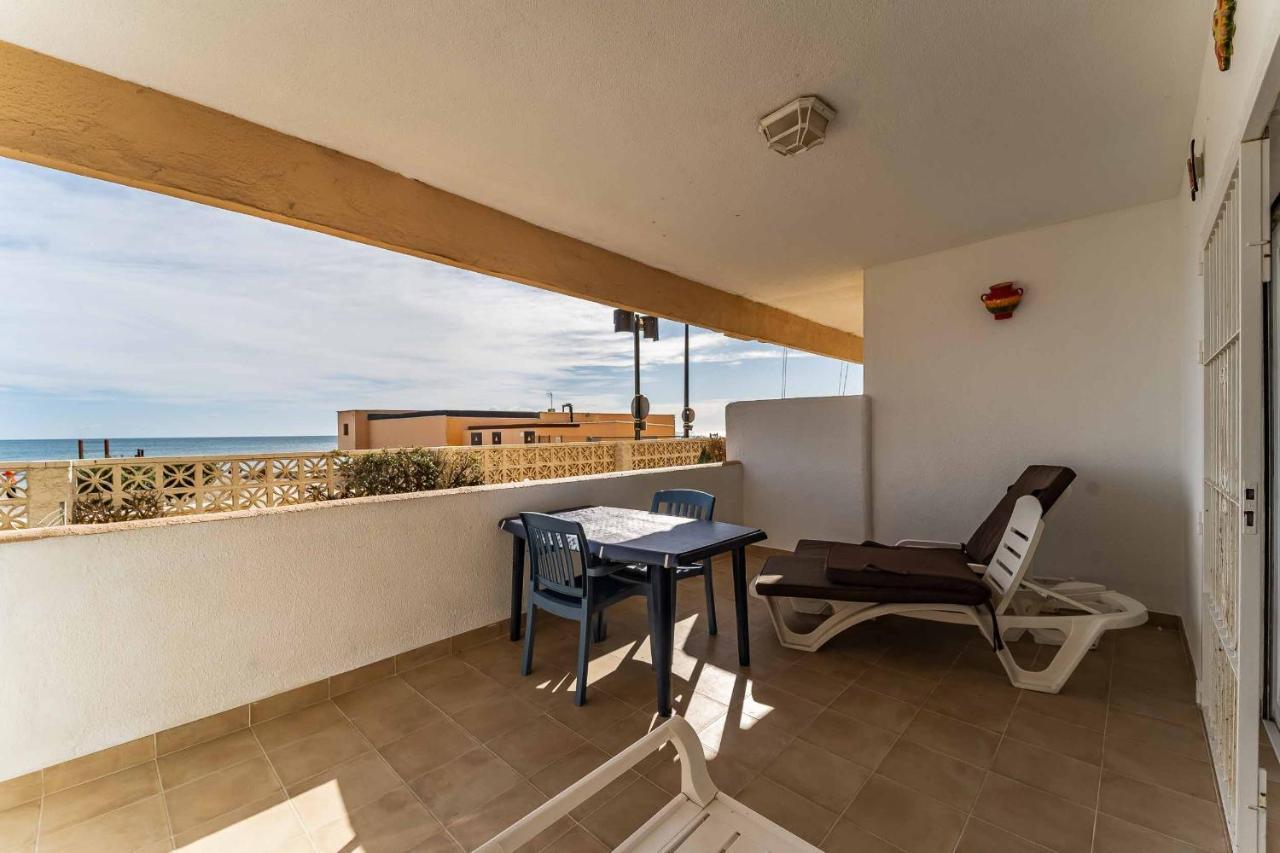 61-beach Front With Stunning Views In Appartement Fuengirola